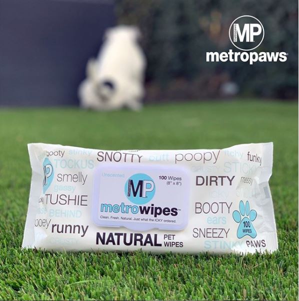 non toxic wipes to clean up after your dog's messes