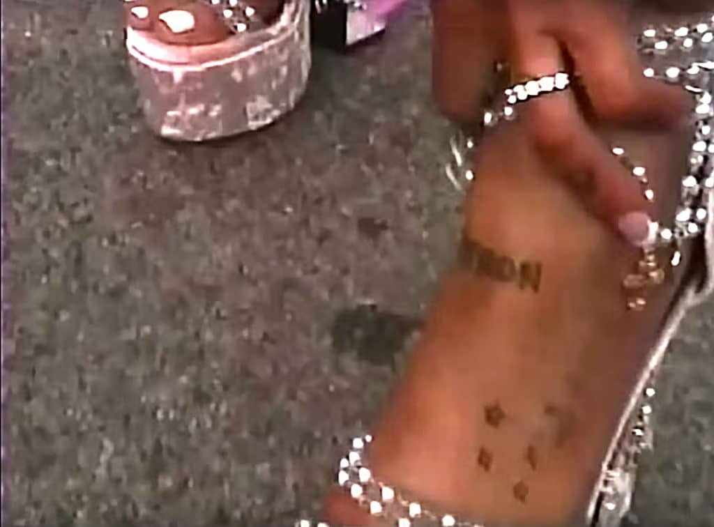 Ariana Grande "Myron" tattoo